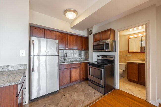 Photo - 4180 North Marine Drive #512 Apartment