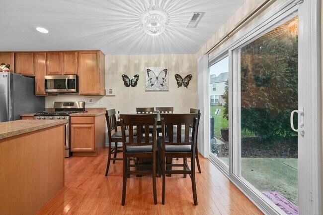 Foto del edificio - 650 Hawley Dr