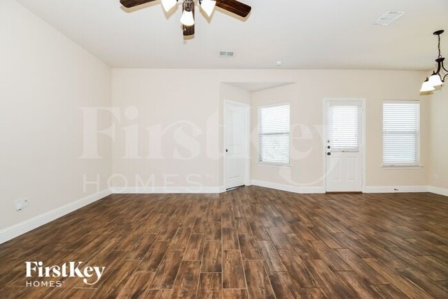 Building Photo - 1403 Derby Dr