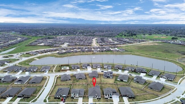 Building Photo - 1111 Pk Crst Dr