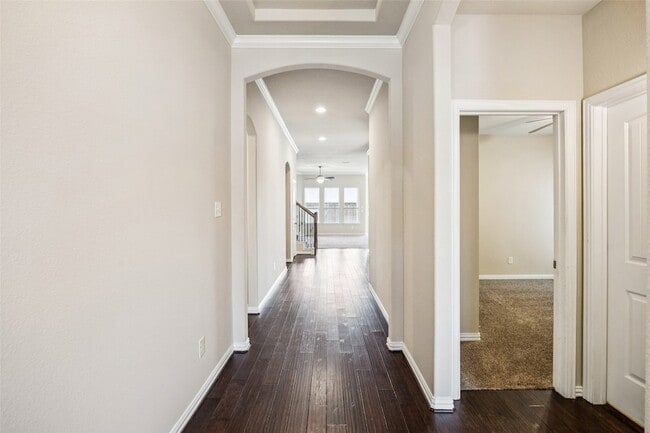 Foto del edificio - 16600 Amistad Ave
