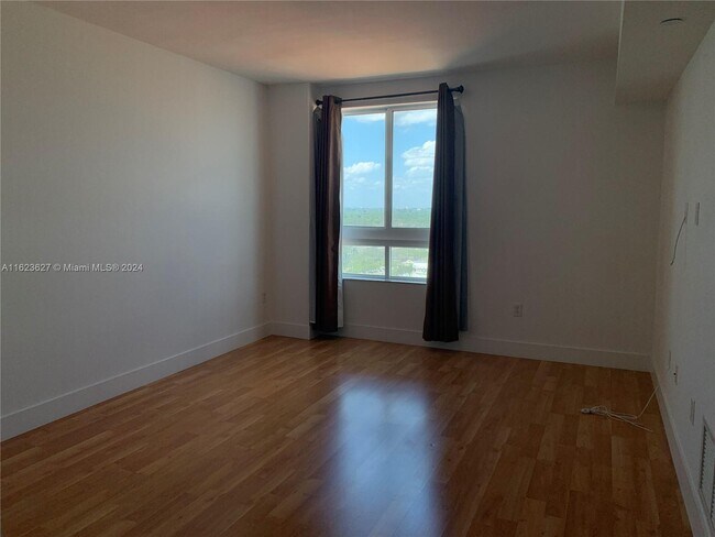 Building Photo - 7350 SW 89th St
