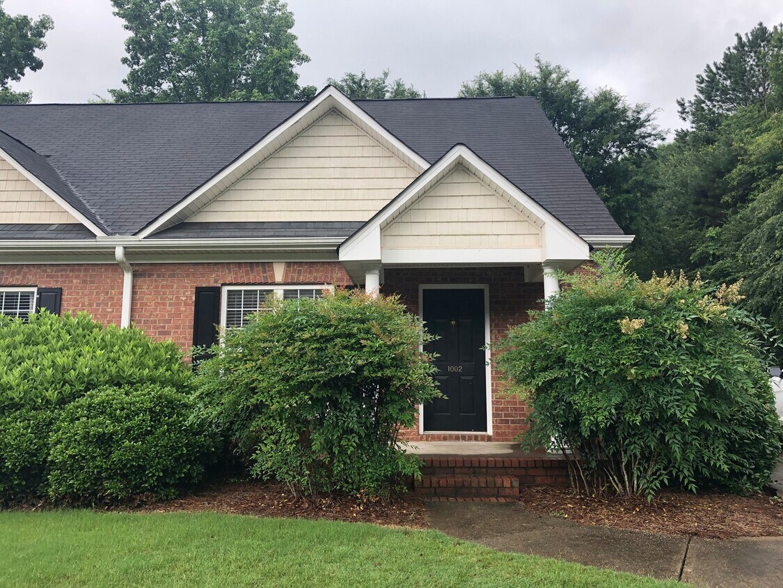 PRE-LEASING FOR JULY 22ND 2026! - PRE-LEASING FOR JULY 22ND 2026!