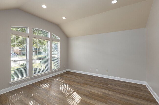 Foto del edificio - 13043 Sweetgum Shores Dr