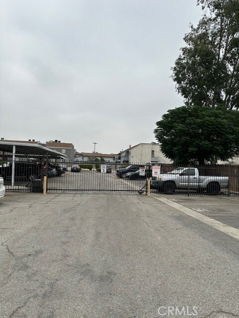 Foto principal - 9633 Juniper Ave