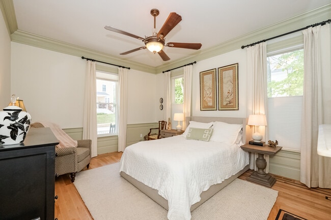Huge Bedroom - 229 Miller Ave