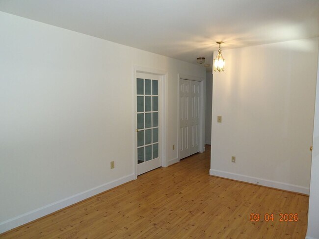Foto del edificio - 1350 Jamestown Rd