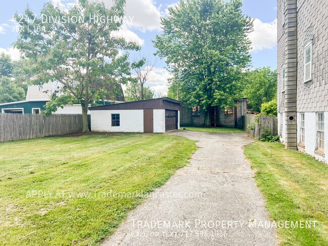 Building Photo - Nice Detached Home