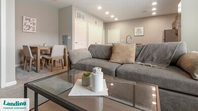 Building Photo - 16346 Lydia Hill Dr