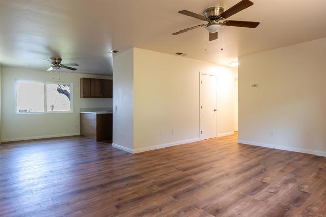 Foto del edificio - 2319 Ridgeway Dr