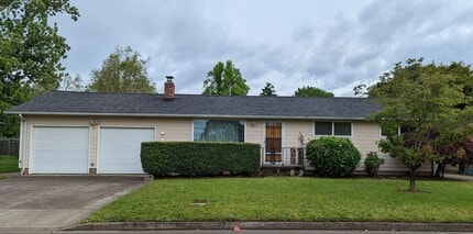 Building Photo - 850 Sunview St