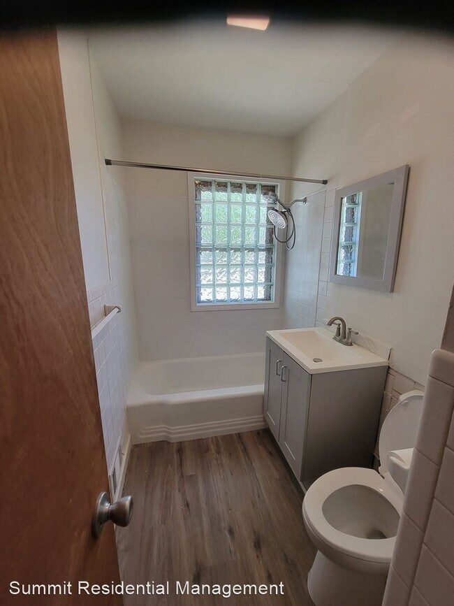 Building Photo - 3 br, 1.5 bath House - 4812 Richmond Ave