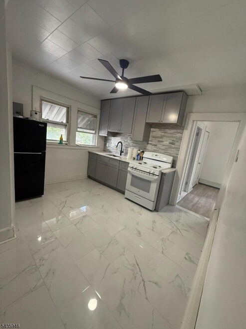 85 Sunnyside Terrace