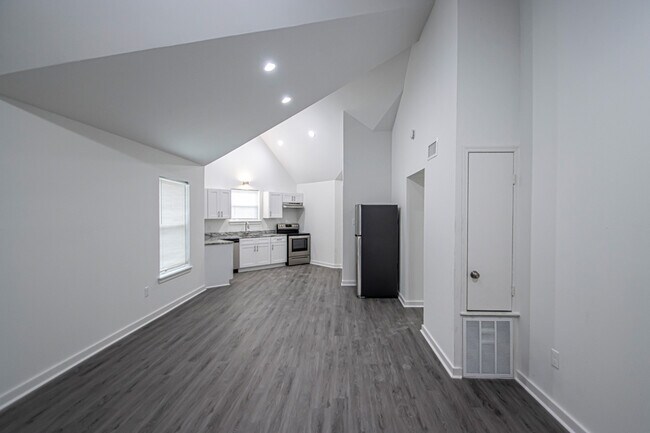 Foto del edificio - 23 Towne Park Ct