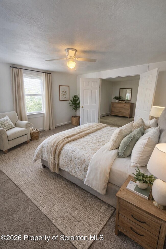 Foto del edificio - 1135 Lloyd St