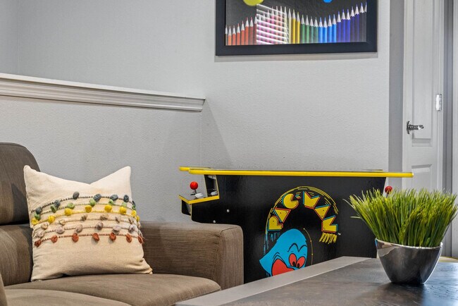 Foto del edificio - 9037 Rhodes St