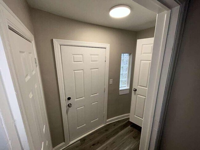 Foto del edificio - Freshly Renovated 3 Bedroom Bungalow