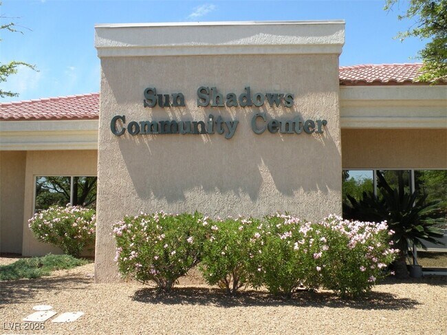 Foto del edificio - 8536 Desert Holly Dr