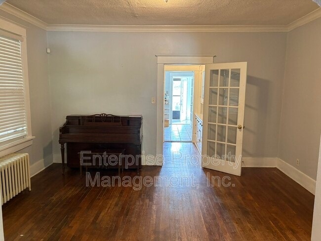 Photo - 2371 Parkway Pl House