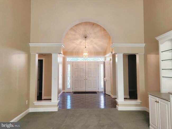 Building Photo - 7701 Stratfield Ln