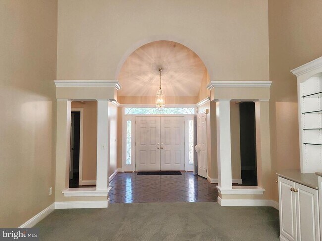 Foto del edificio - 7701 Stratfield Ln
