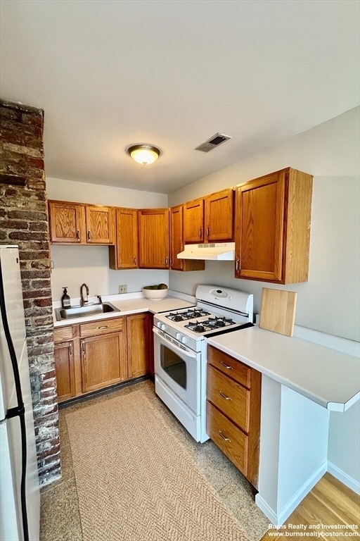 Foto del edificio - 506 E 8th St