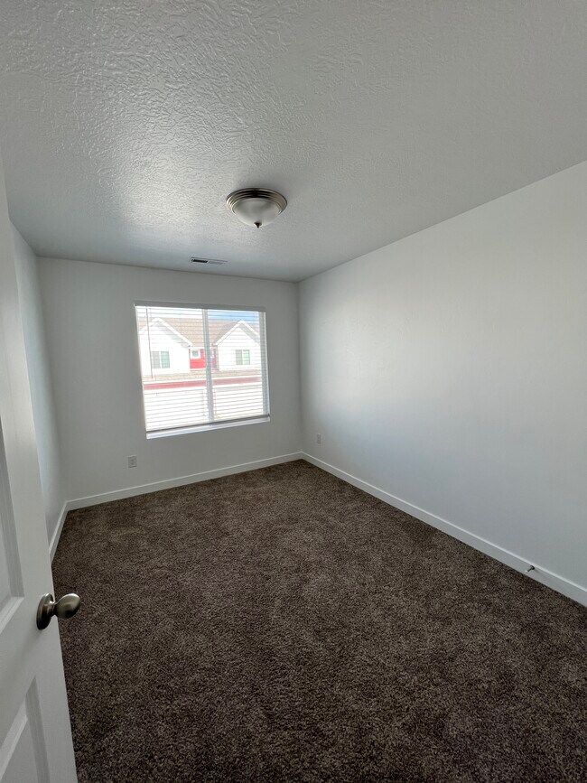 Building Photo - 3641 W Barley Bnd