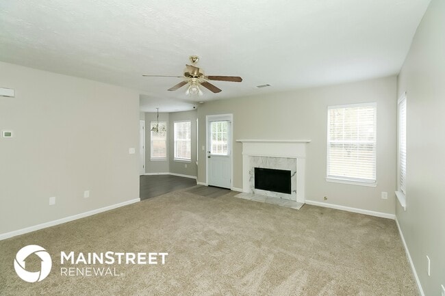 Building Photo - 388 Sawgrass Way