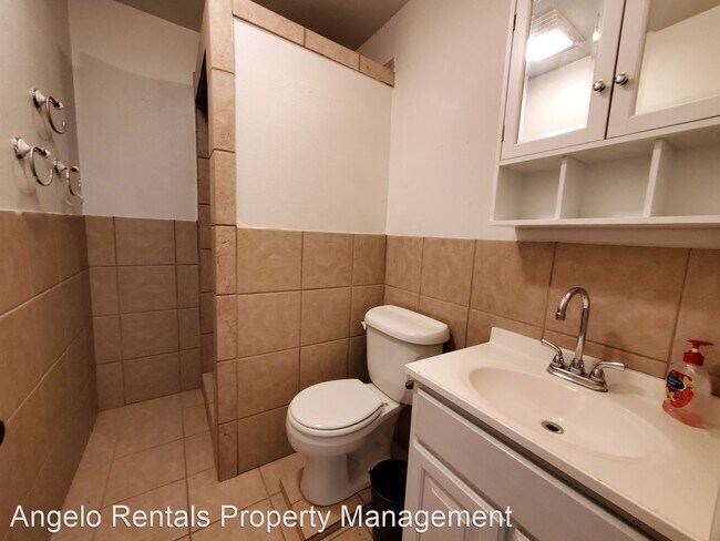 Building Photo - 3 br, 1 bath House - 921 Tarver