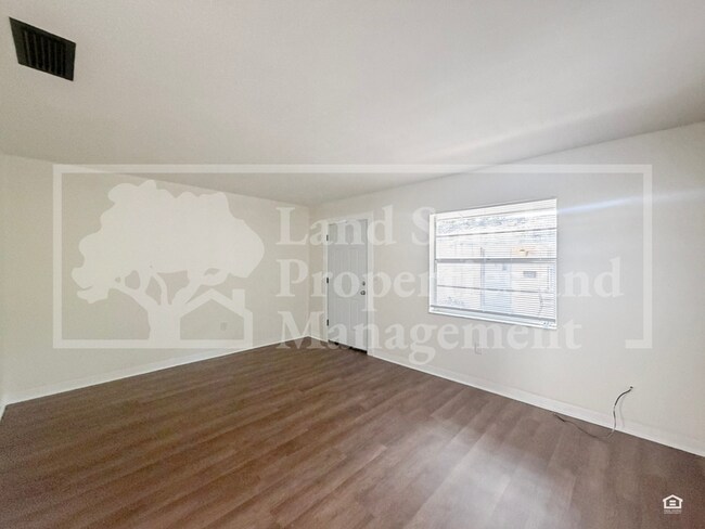 Foto del edificio - 929 Lexington St