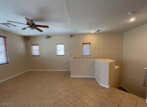 Building Photo - 3928 Sweet Pine St