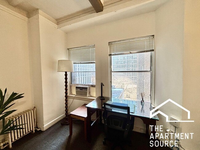 Photo - 1220 North State Parkway #F Apartment