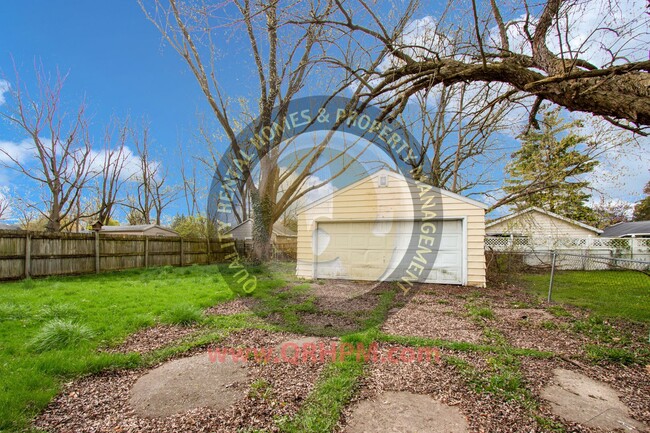 Foto del edificio - ONE MONTH FREE RENT!!! Available Now! Newl...
