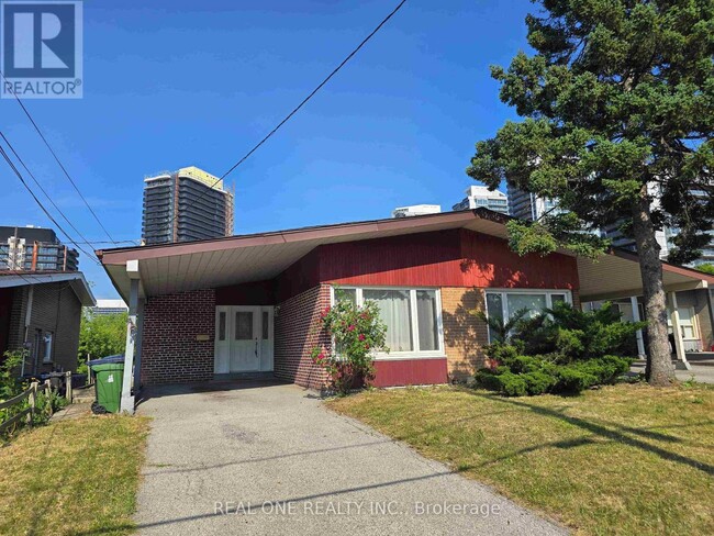 Building Photo - 37 Bessarion Rd