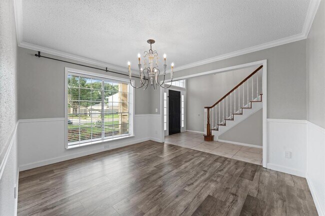 Foto del edificio - 16338 Hickory Point Rd