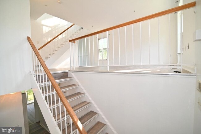 Building Photo - 3721 Edmond Way