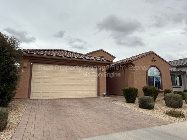 Building Photo - 5811 N 88th Ln