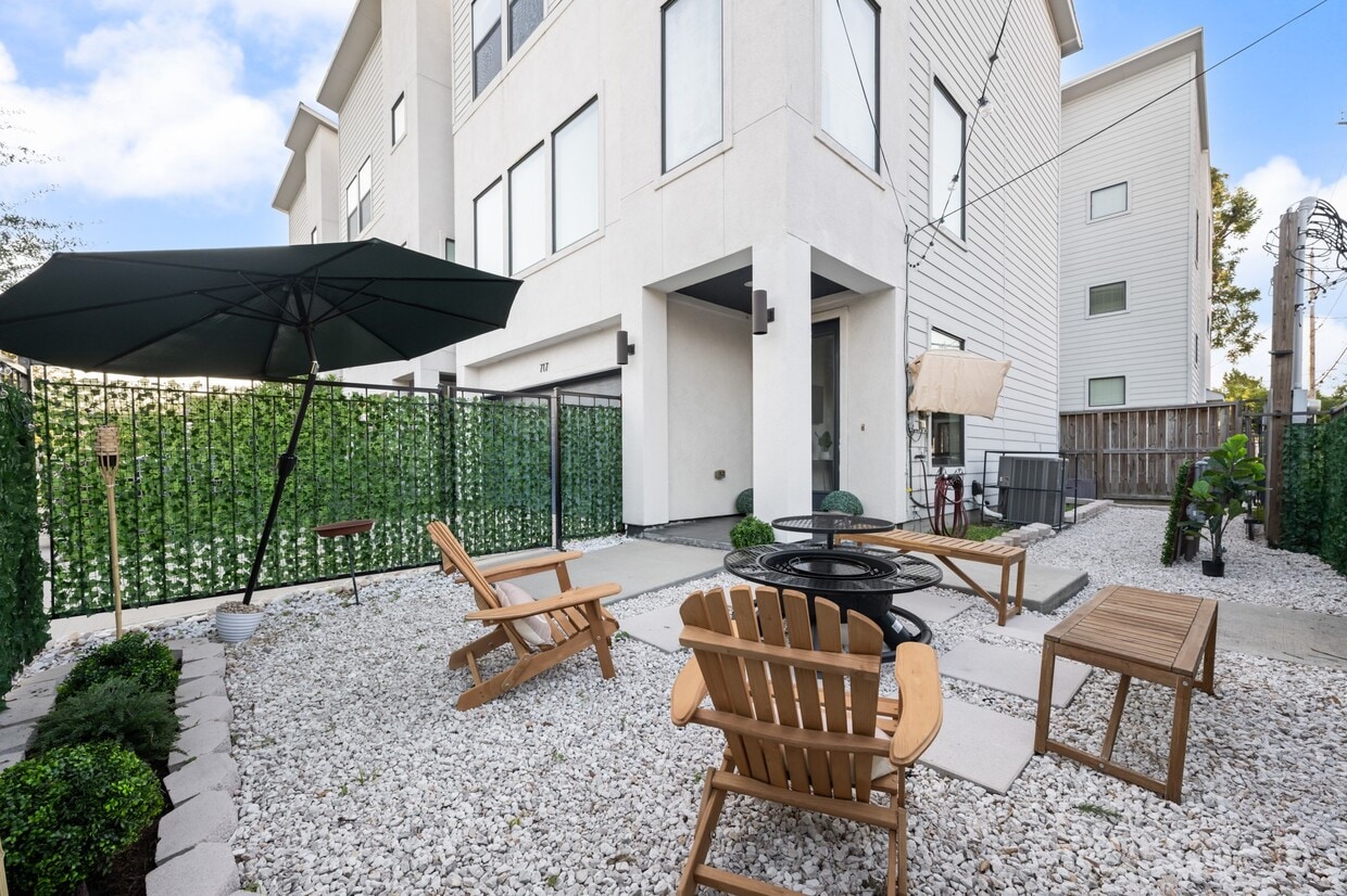 Foto principal - 717 Morris St