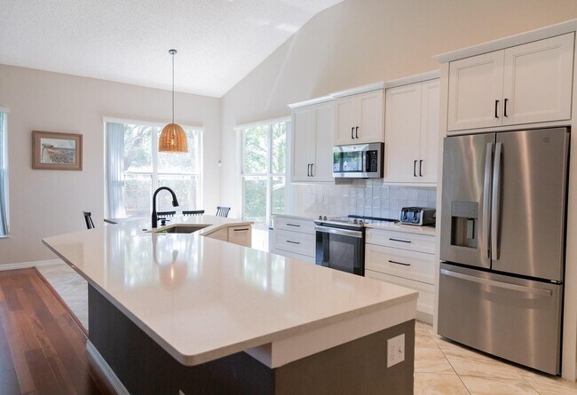 Foto del edificio - 1593 Warrington St