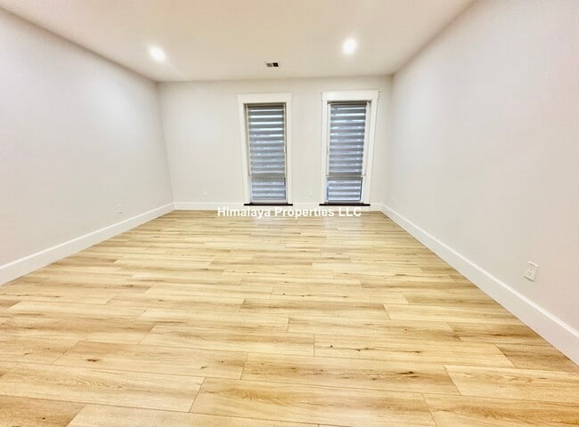 Foto del edificio - 100 Mount Pleasant Ave