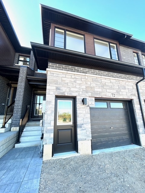 Building Photo - 72 Gort Ave