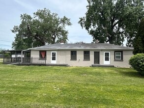 Building Photo - 3822 Melville Ave