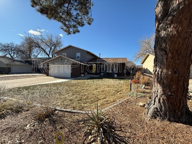 Foto del edificio - 1013 Timber Ln