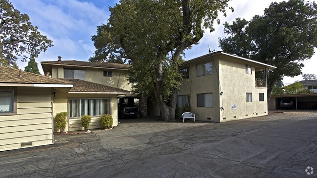 Building Photo - 144 Carlton Ave