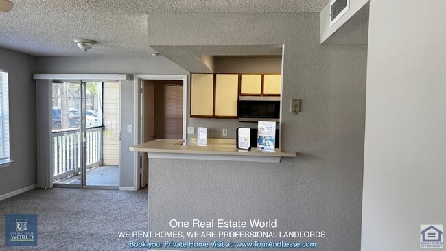 Building Photo - 1029 S Hiawassee Rd
