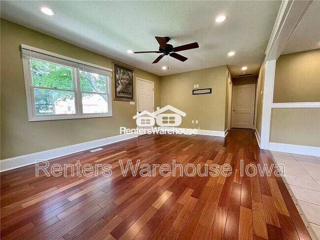 Foto del edificio - 5810 Francis Ave