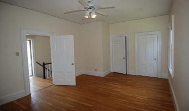 Building Photo - 56 Bellevue St