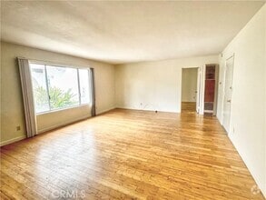 Building Photo - 108 E Avenida San Gabriel
