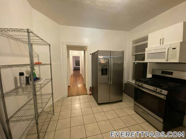 Building Photo - 71-73 School St.