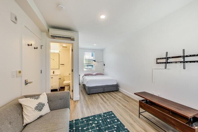 Building Photo - Artthaus Northgate: New Luxury Apartments!...